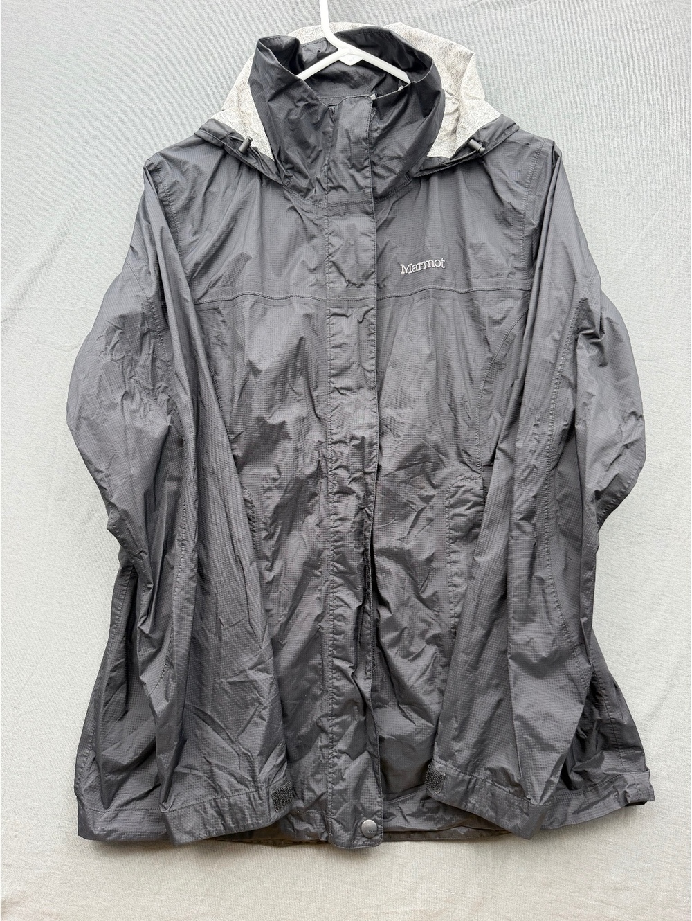Marmot Waterproof Hooded Rain Jacket Size LG